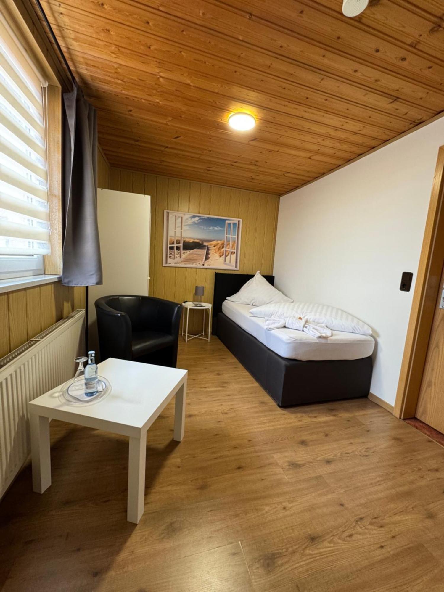 Hotel-Restaurant Christine Lübz Exteriör bild