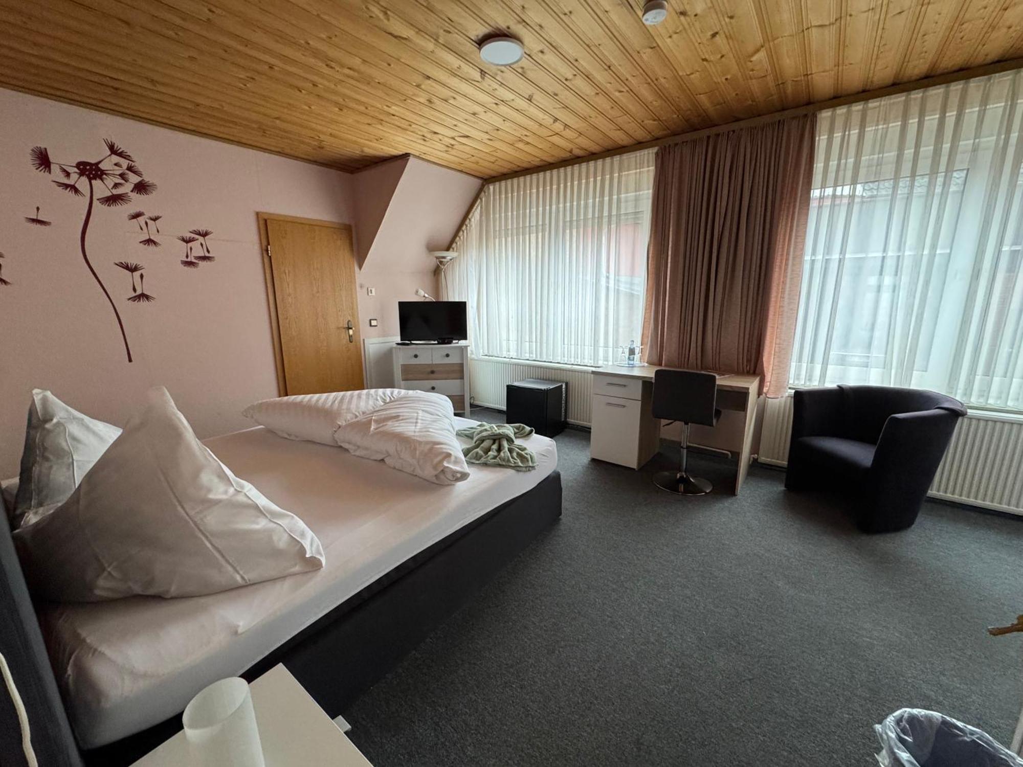 Hotel-Restaurant Christine Lübz Exteriör bild