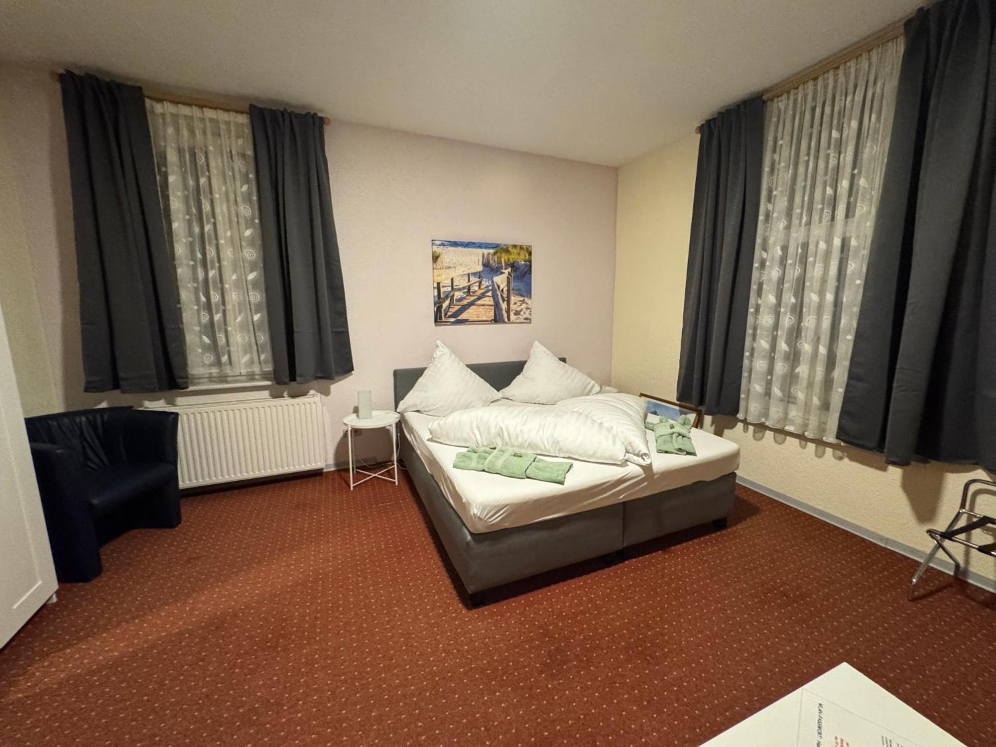 Hotel-Restaurant Christine Lübz Exteriör bild