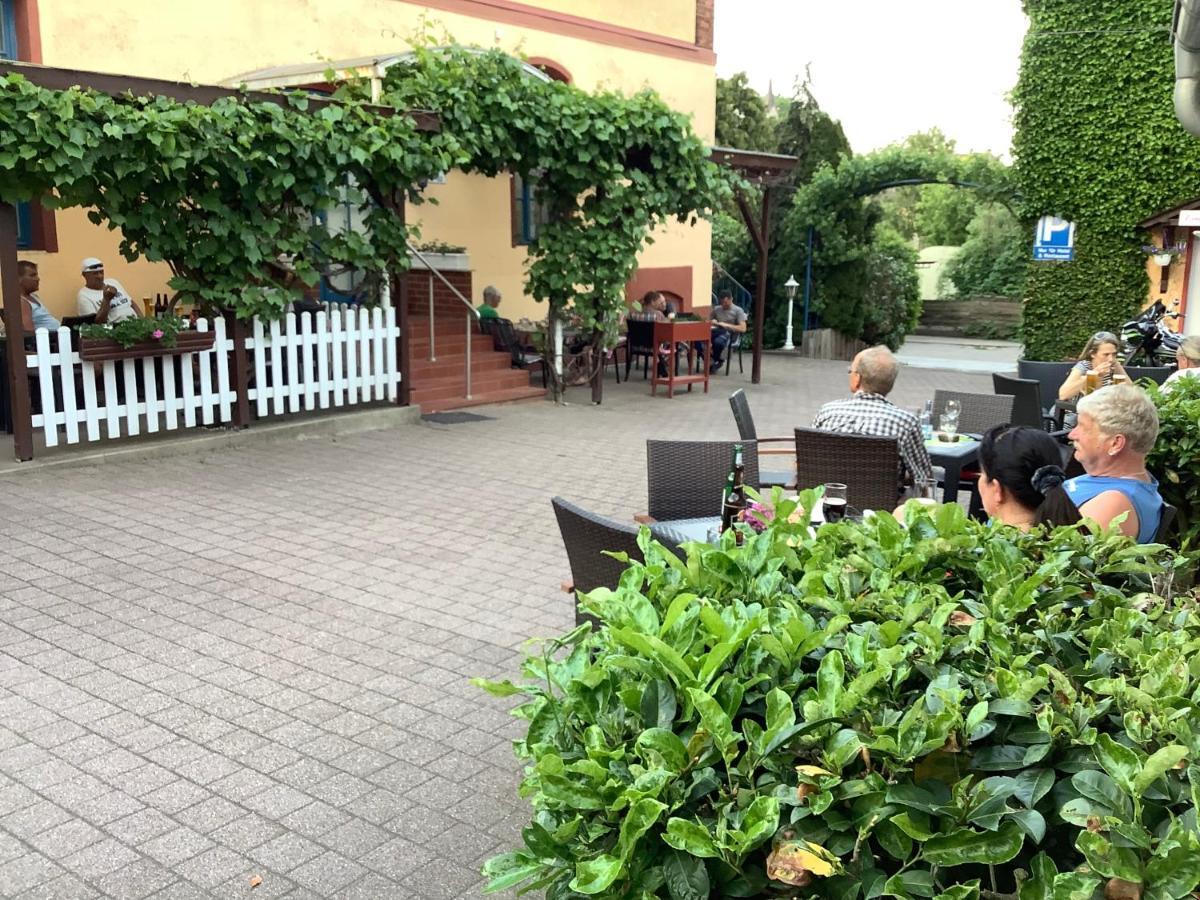 Hotel-Restaurant Christine Lübz Exteriör bild
